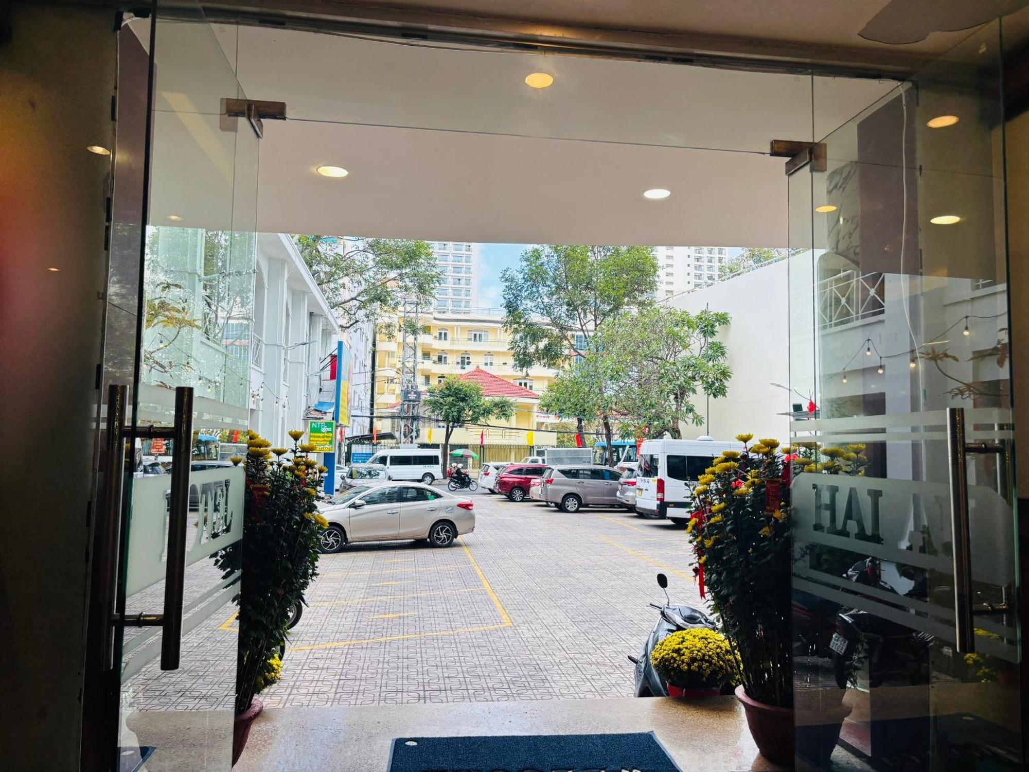 Khach San Hai Au Nha Trang Exteriör bild