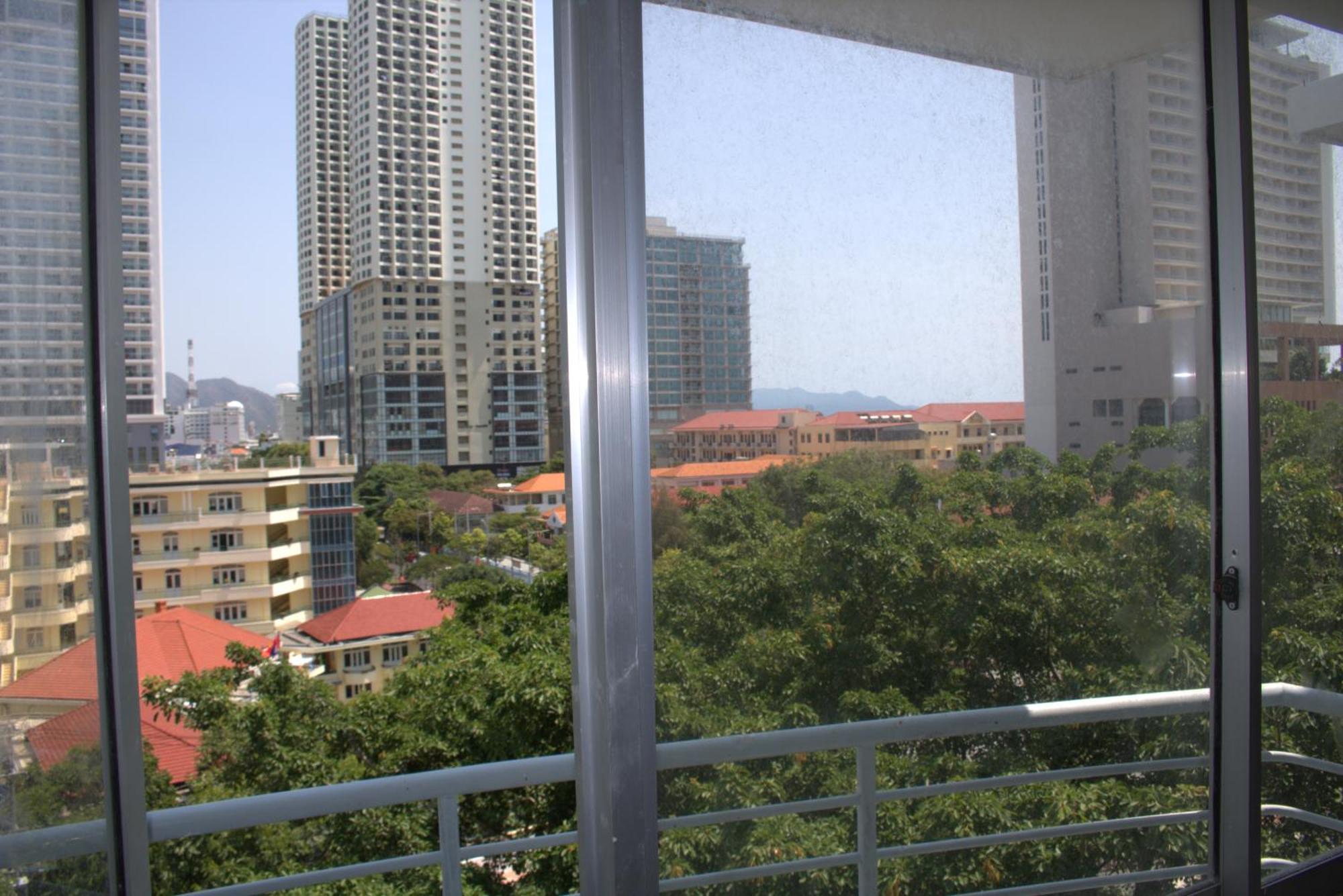 Khach San Hai Au Nha Trang Exteriör bild